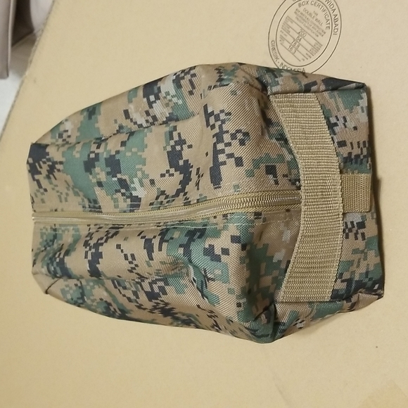 Code Alpha Military Digital Camo Tactical Toiletry Bag - Picture 2 of 4